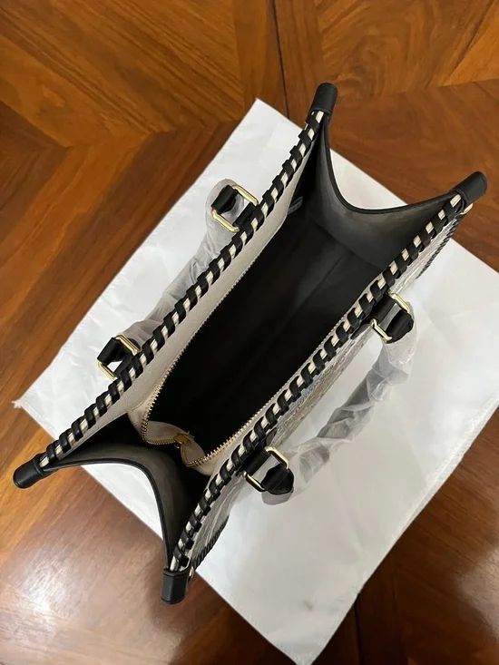 Source Unknown Multicolor Botanical Tiger Print Tote with Black Trim! - Picture 5 of 8